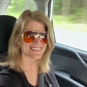 Meet your Posher, Nancy